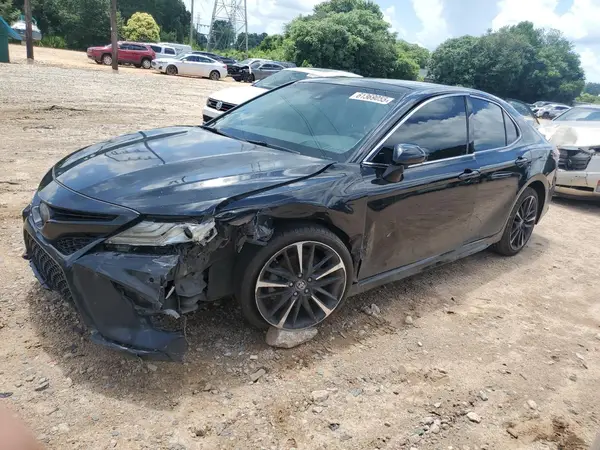 4T1BZ1HK7JU021699 2018 TOYOTA CAMRY - Image 1