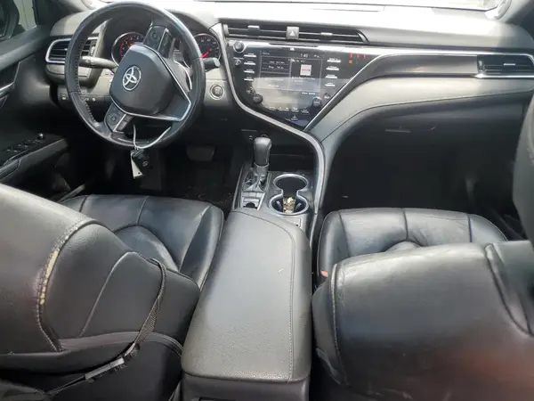 4T1BZ1HK7JU021699 2018 TOYOTA CAMRY - Image 8