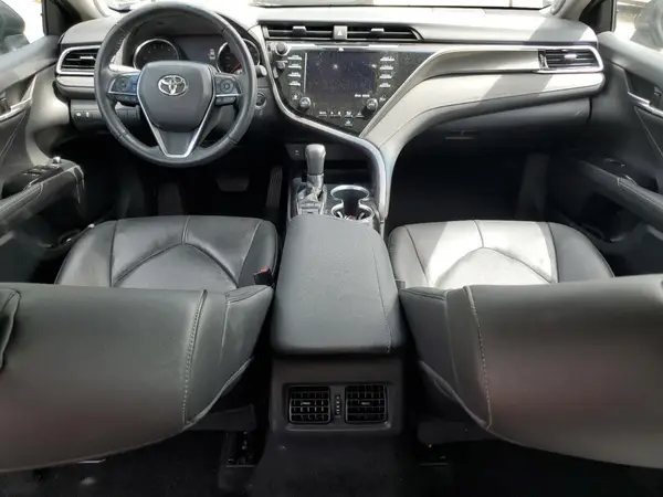 4T1BZ1HK7JU501337 2018 TOYOTA CAMRY - Image 8