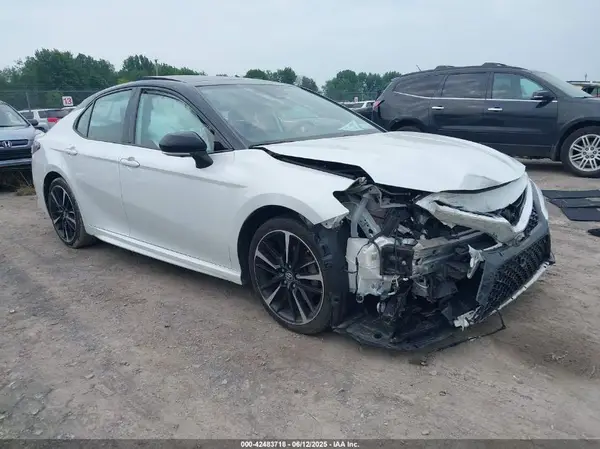 4T1BZ1HK7KU025270 2019 TOYOTA CAMRY - Image 1