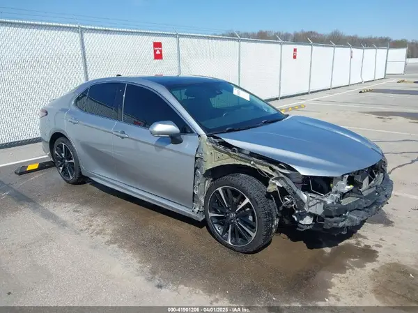 4T1BZ1HK7KU025866 2019 TOYOTA CAMRY - Image 1