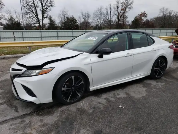 4T1BZ1HK7KU027018 2019 TOYOTA CAMRY - Image 1