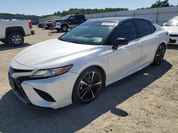 4T1BZ1HK7KU027049 2019 TOYOTA CAMRY - Image 1