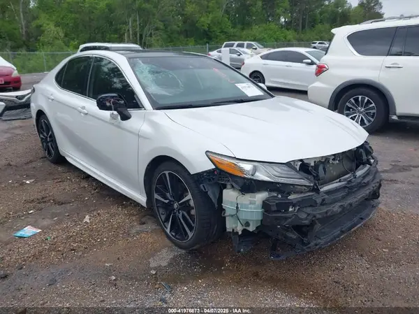 4T1BZ1HK7KU028461 2019 TOYOTA CAMRY - Image 1