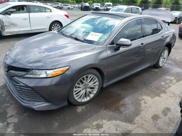 4T1BZ1HK7KU031229 2019 TOYOTA CAMRY - Image 2