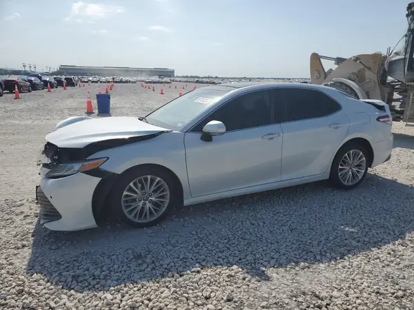 4T1BZ1HK7KU507382 2019 TOYOTA CAMRY - Image 1