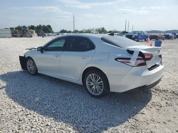 4T1BZ1HK7KU507382 2019 TOYOTA CAMRY - Image 2