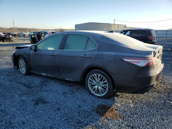 4T1BZ1HK7KU507768 2019 TOYOTA CAMRY - Image 2