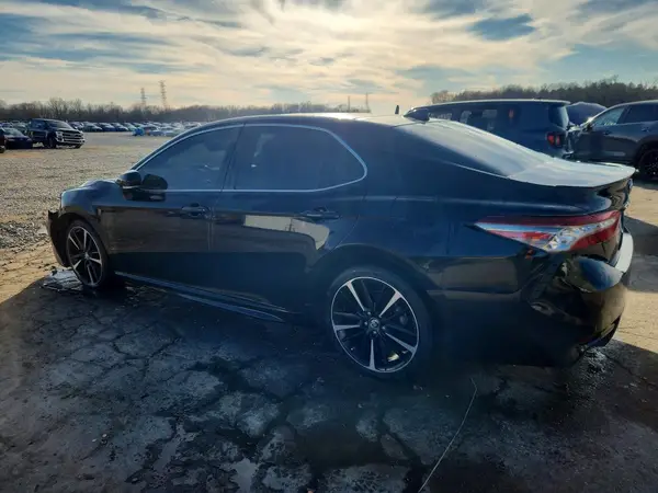 4T1BZ1HK7KU508239 2019 TOYOTA CAMRY - Image 2