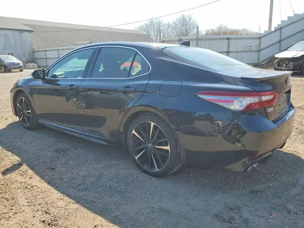 2018 TOYOTA CAMRY COPART lot 49144016 auction photo 2