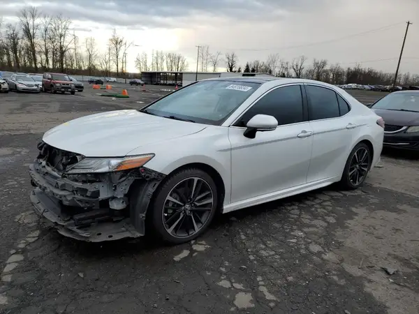 4T1BZ1HK8JU003759 2018 TOYOTA CAMRY - Image 1