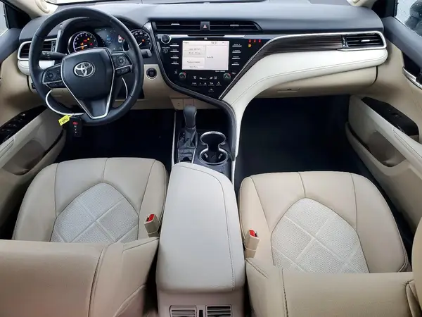 4T1BZ1HK8JU012462 2018 TOYOTA CAMRY - Image 8