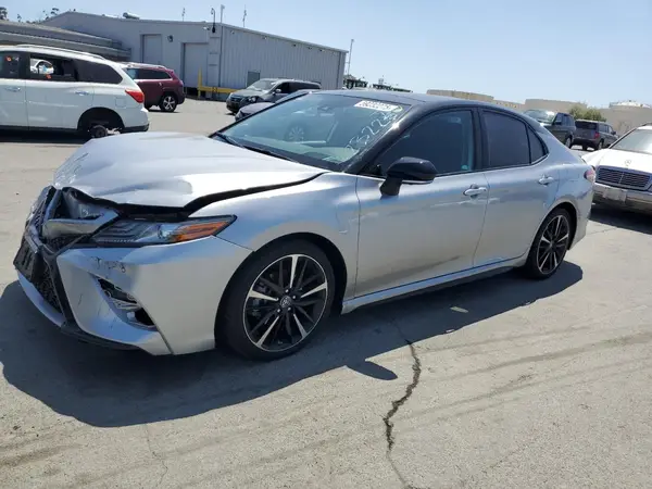 4T1BZ1HK8KU022975 2019 TOYOTA CAMRY - Image 1