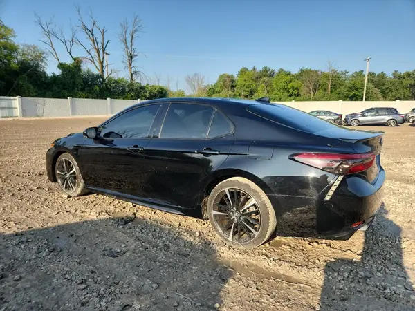 4T1BZ1HK8KU030848 2019 TOYOTA CAMRY - Image 2
