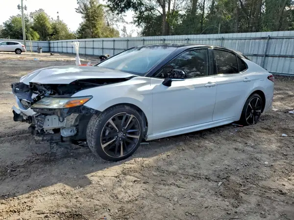 4T1BZ1HK8KU031143 2019 TOYOTA CAMRY - Image 1