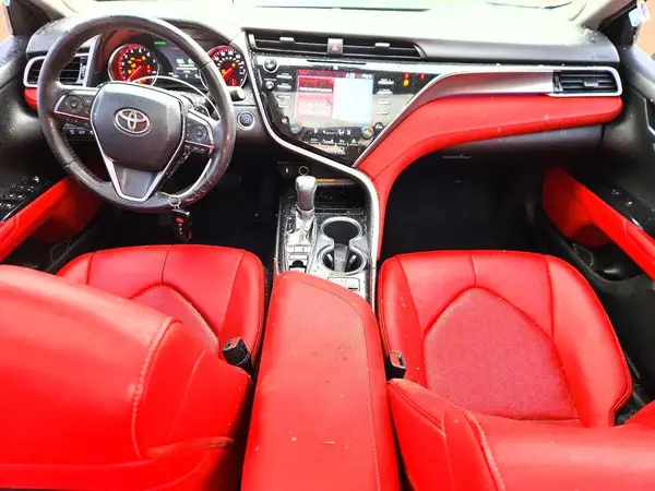 4T1BZ1HK9JU015578 2018 TOYOTA CAMRY - Image 8