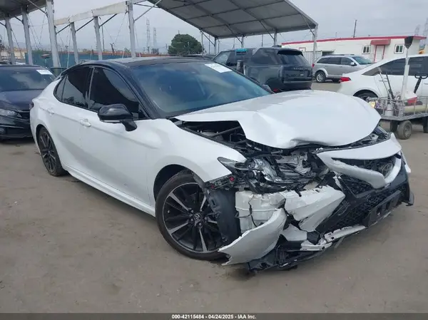 4T1BZ1HK9KU025108 2019 TOYOTA CAMRY - Image 1