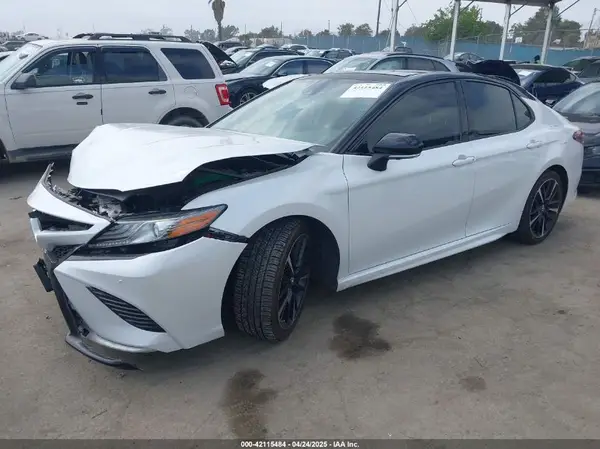 4T1BZ1HK9KU025108 2019 TOYOTA CAMRY - Image 2