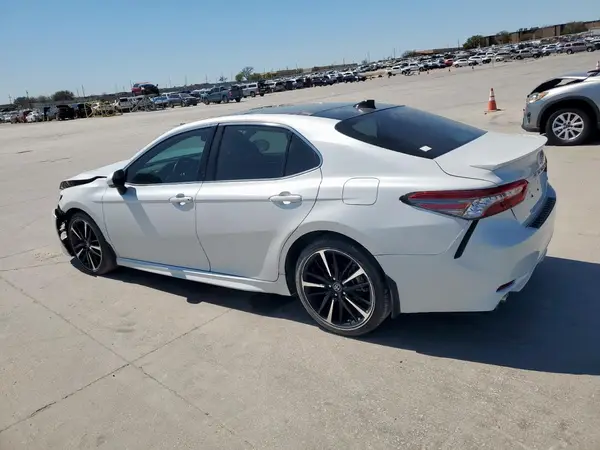 4T1BZ1HK9KU508369 2019 TOYOTA CAMRY - Image 2