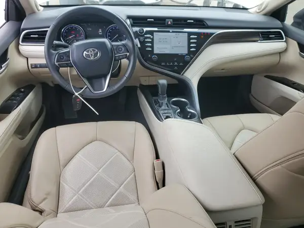 4T1BZ1HKXJU012365 2018 TOYOTA CAMRY - Image 8