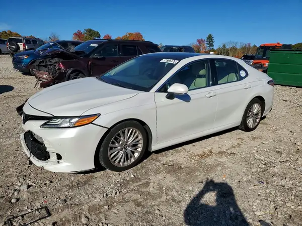 4T1BZ1HKXJU017744 2018 TOYOTA CAMRY - Image 1