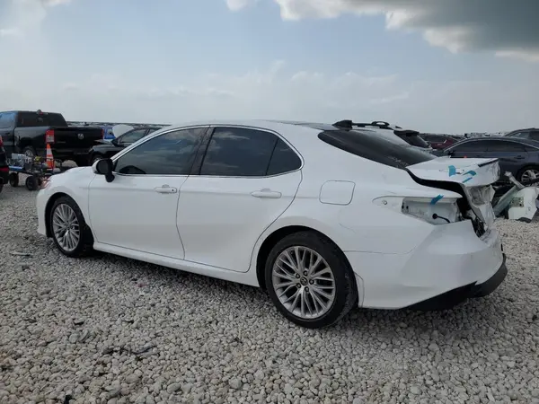 4T1BZ1HKXKU028289 2019 TOYOTA CAMRY - Image 2