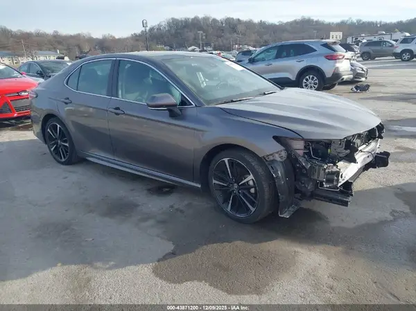 4T1BZ1HKXKU032651 2019 TOYOTA CAMRY - Image 1