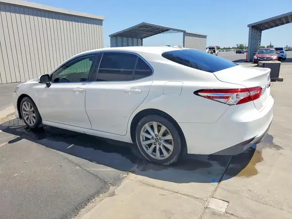 4T1C11AK0LU334649 2020 TOYOTA CAMRY - Image 2
