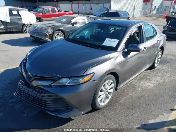 4T1C11AK0LU347370 2020 TOYOTA CAMRY - Image 2