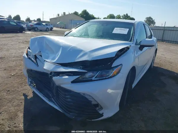 4T1C11AK0LU356361 2020 TOYOTA CAMRY - Image 2