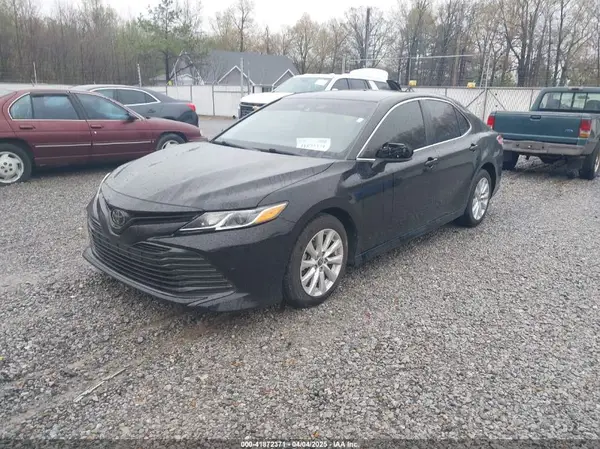 4T1C11AK0LU361608 2020 TOYOTA CAMRY - Image 2