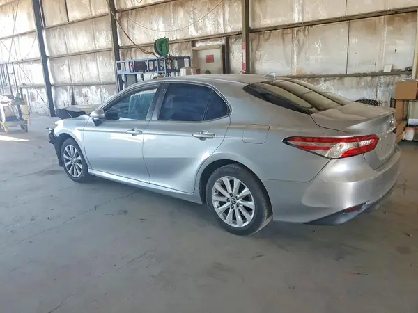 4T1C11AK0LU365321 2020 TOYOTA CAMRY - Image 2