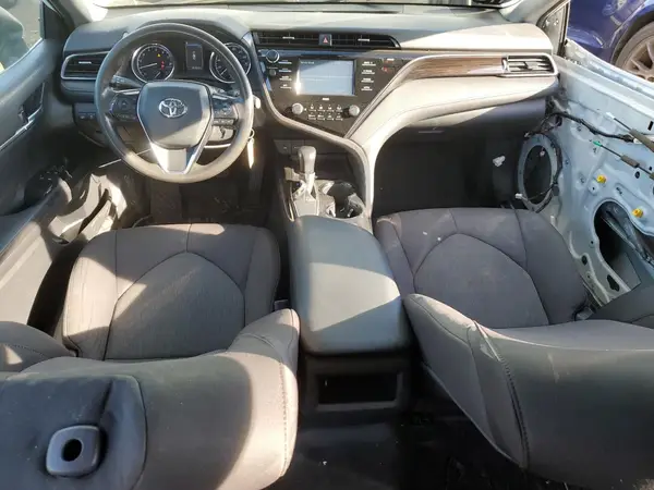 4T1C11AK0LU368218 2020 TOYOTA CAMRY - Image 8