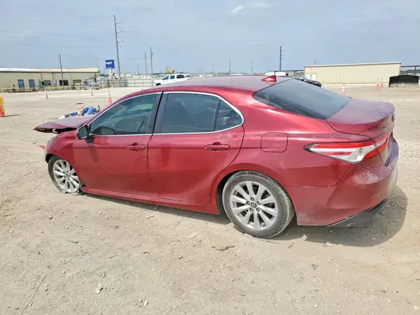 4T1C11AK0LU371202 2020 TOYOTA CAMRY - Image 2