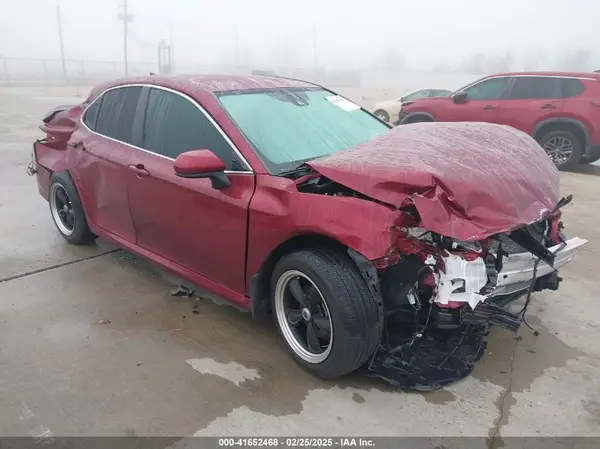 4T1C11AK0LU387903 2020 TOYOTA CAMRY - Image 1