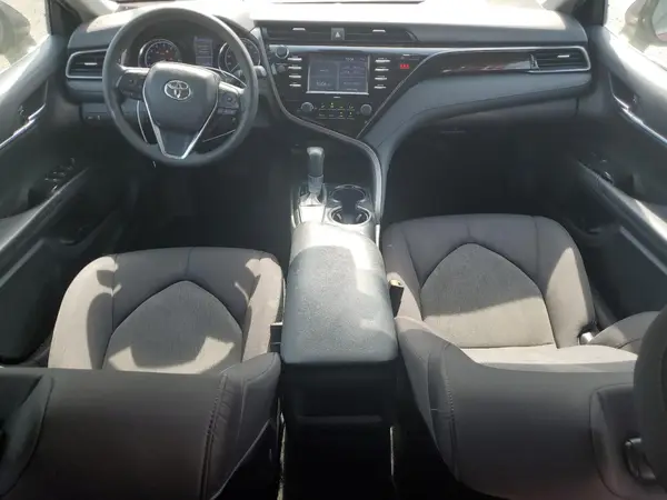 4T1C11AK0LU500989 2020 TOYOTA CAMRY - Image 8