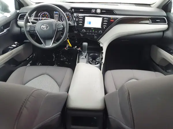 4T1C11AK0LU861915 2020 TOYOTA CAMRY - Image 8