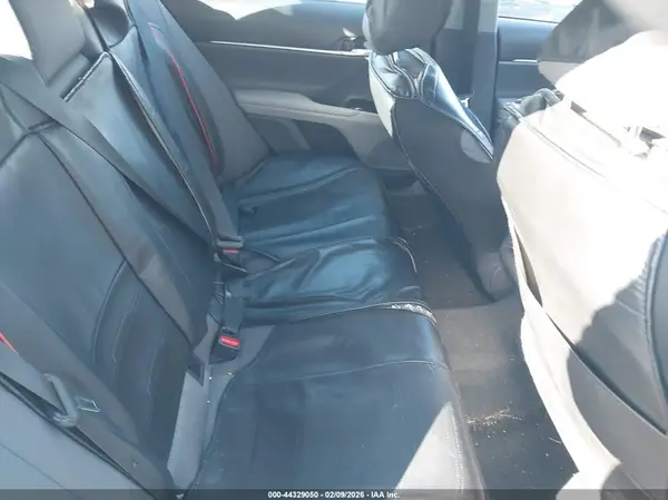 4T1C11AK0LU863700 2020 TOYOTA CAMRY - Image 8