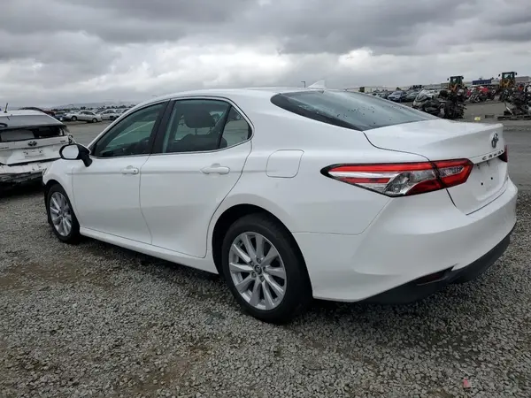 4T1C11AK0LU879167 2020 TOYOTA CAMRY - Image 2
