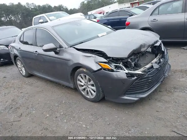4T1C11AK0LU880321 2020 TOYOTA CAMRY - Image 1