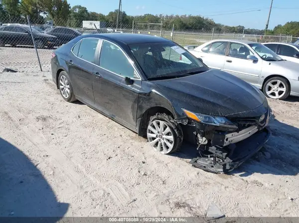 4T1C11AK0LU887608 2020 TOYOTA CAMRY - Image 1