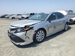 4T1C11AK0LU898186 2020 TOYOTA CAMRY