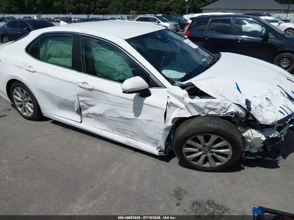 4T1C11AK0LU922339 2020 TOYOTA CAMRY - Image 1