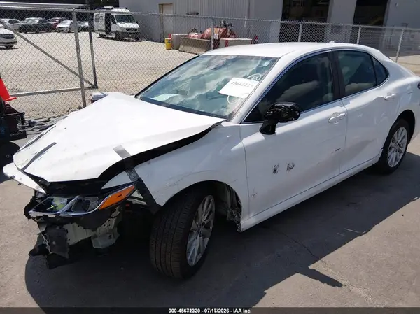 4T1C11AK0LU922339 2020 TOYOTA CAMRY - Image 2