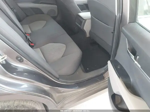 4T1C11AK0LU953428 2020 TOYOTA CAMRY - Image 8