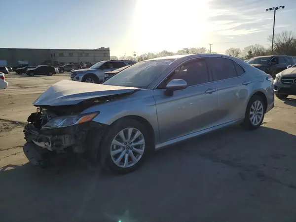 4T1C11AK0LU963716 2020 TOYOTA CAMRY - Image 1