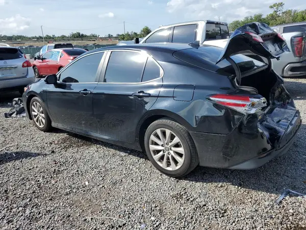 4T1C11AK0LU968334 2020 TOYOTA CAMRY - Image 2