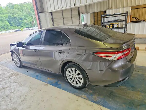 4T1C11AK0LU972190 2020 TOYOTA CAMRY - Image 2