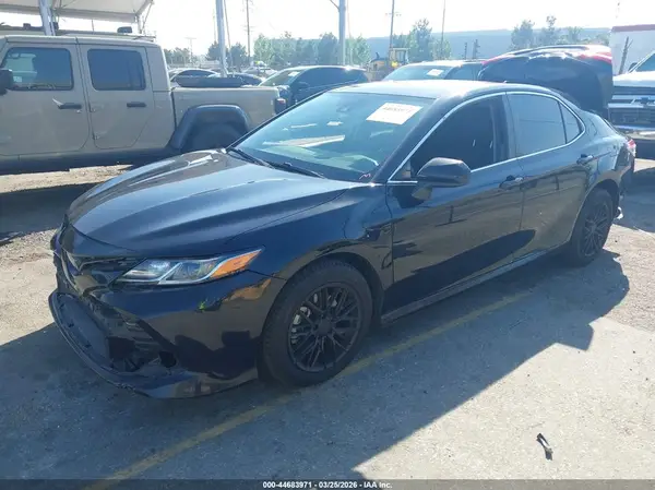 4T1C11AK0LU978197 2020 TOYOTA CAMRY - Image 2