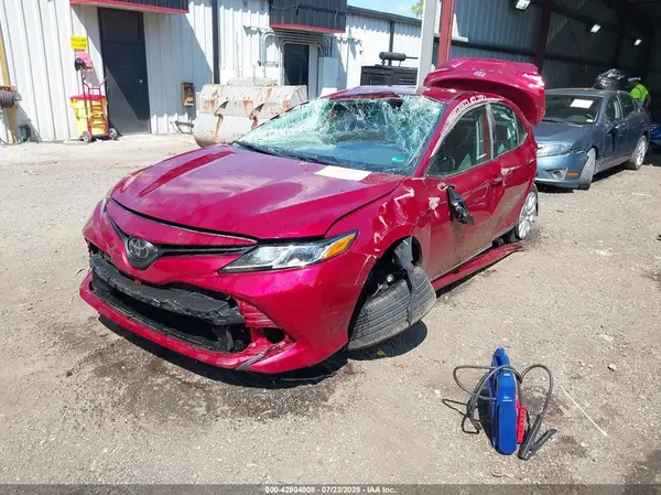 4T1C11AK0LU983271 2020 TOYOTA CAMRY - Image 2